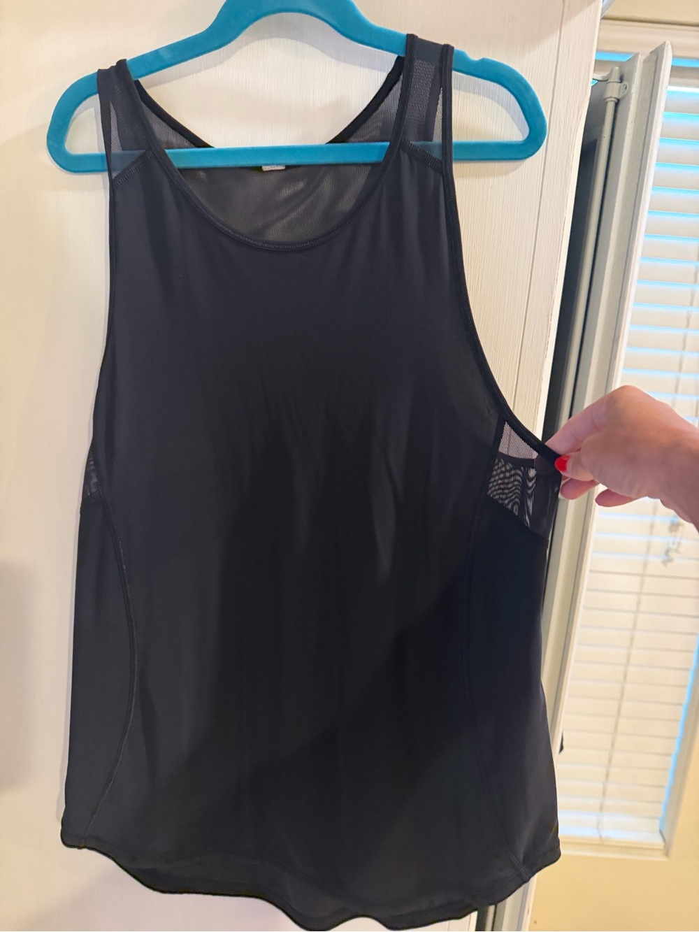 Lululemon black tank top! Size 4!